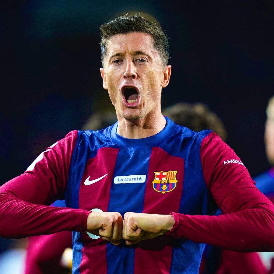 Kaiyun-莱万多夫斯基重返赛场，大比分获胜首场状态出色，巴黎圣日耳曼观众沸腾！全场沸腾不已的简单介绍