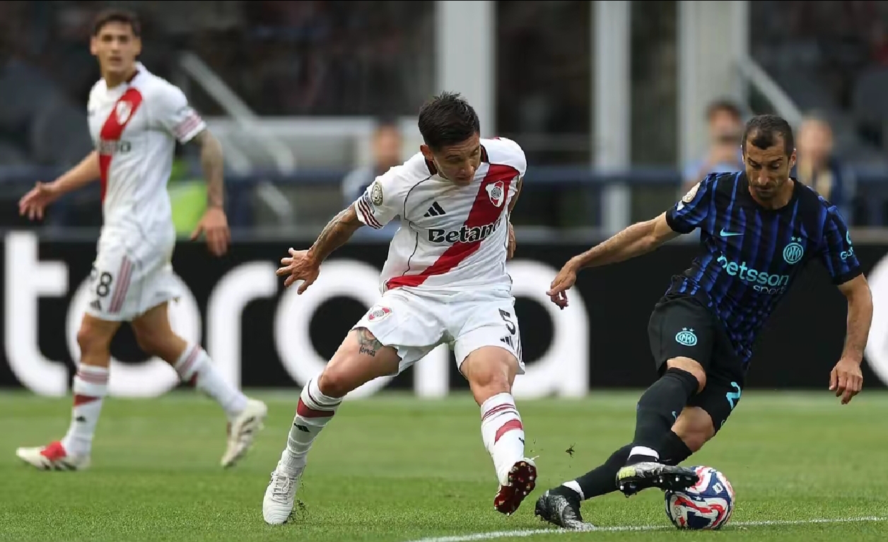 开云体育-德国杯赛程吃紧，国际米兰今夜复出首秀，气氛紧张，身体对抗强度拉满(德国杯赛程直播)