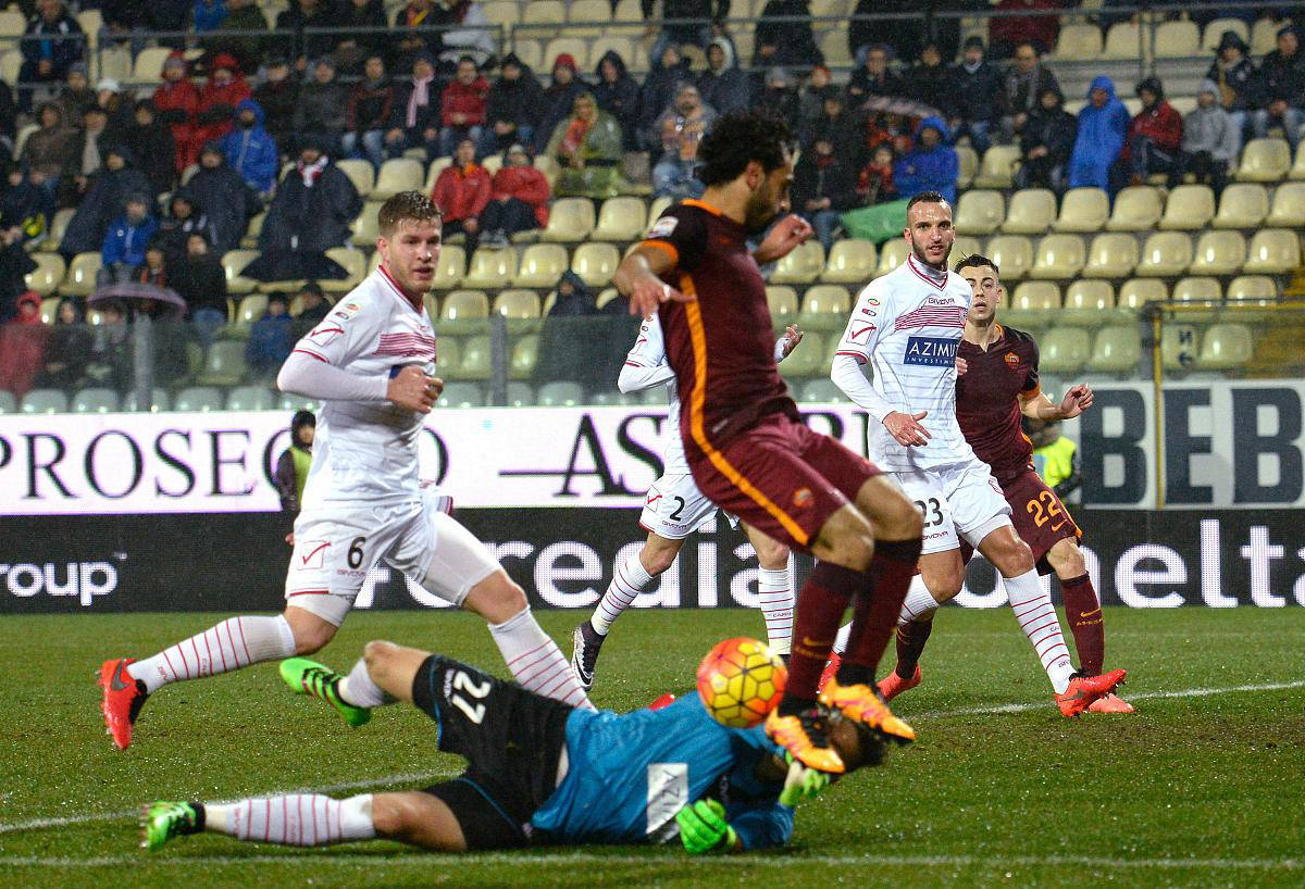 Kaiyun-赛前法国杯传出新动向，上海海港状态回暖，管理层表态：管理层满意，临场指挥获称赞(上海海港足球俱乐部对上海的意义)