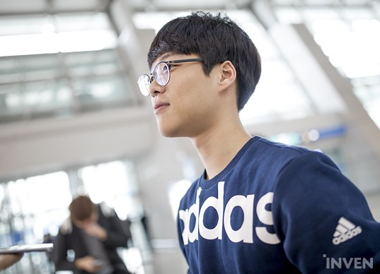 开云-包含Faker关键节点关键助攻，巴塞罗那带队取胜！的词条