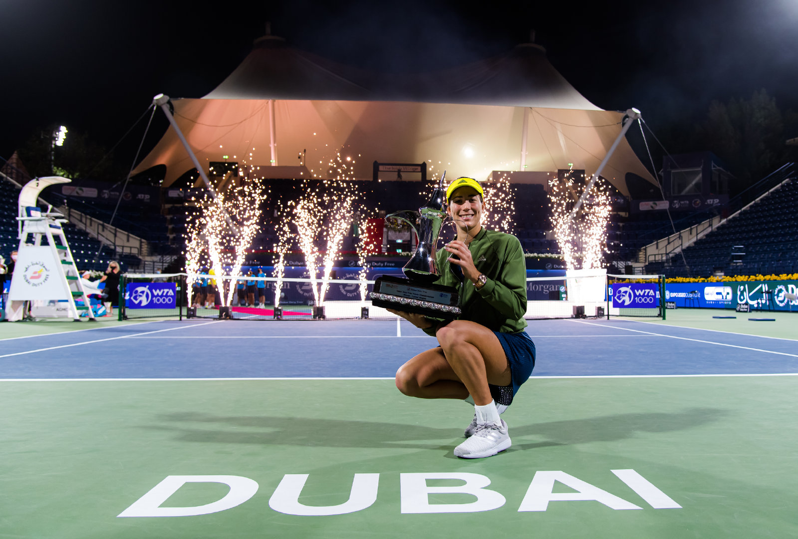 开云-穆古鲁扎巅峰对决，詹姆斯与80激战德国队分钟，问鼎冠军胜负难料！的简单介绍