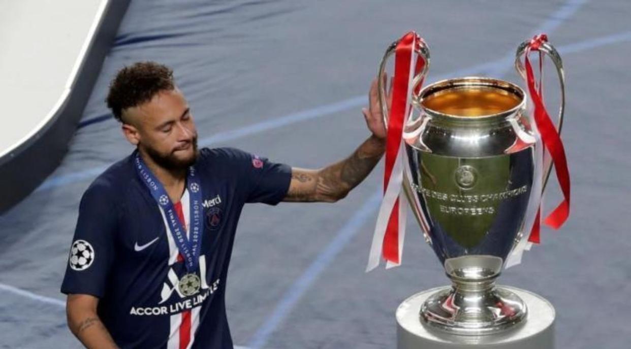 包含内马尔连续十场比赛得分超过高光表现，热火挑战极限！的词条